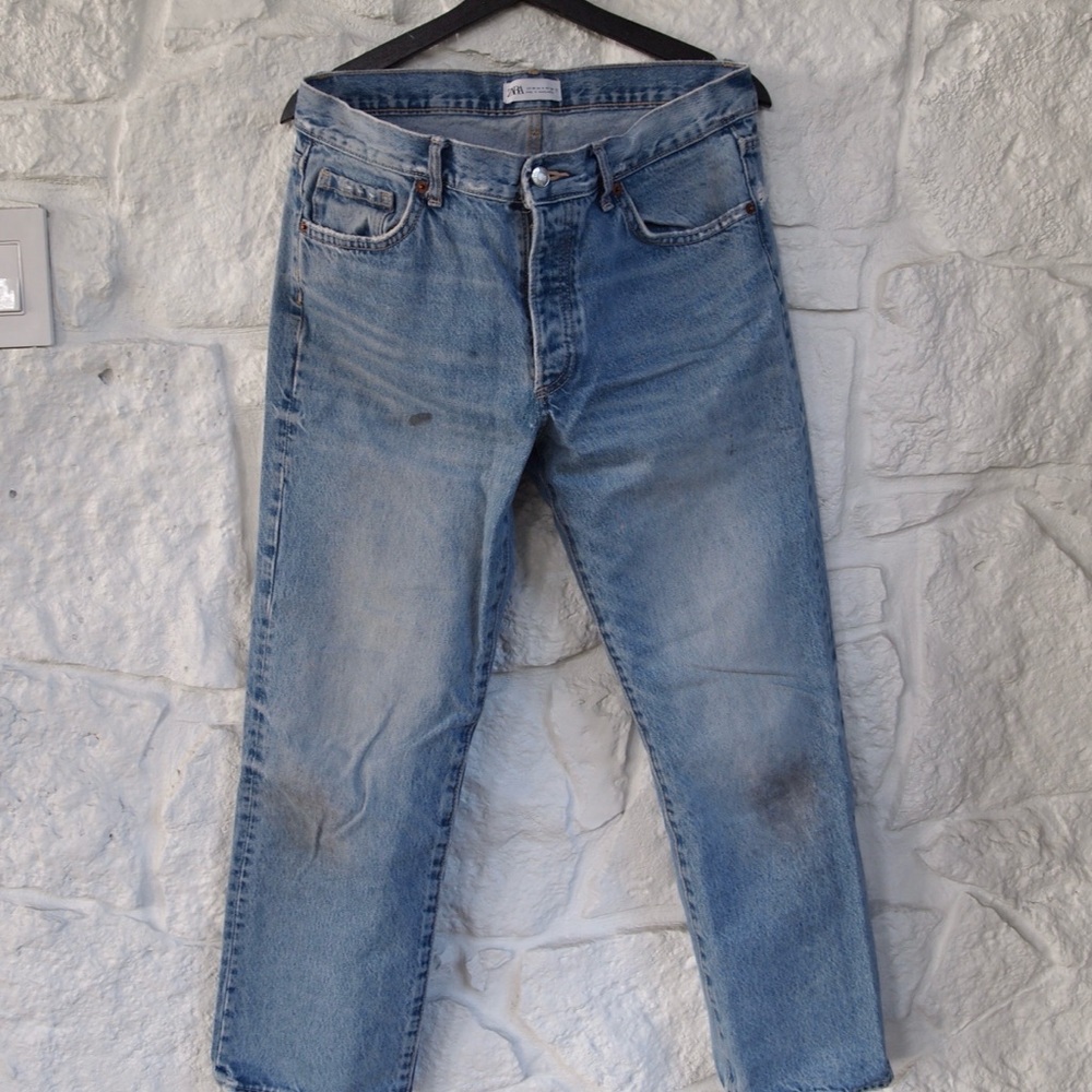 Zara Blue Ankle Cropped Jeans with Modern Fading